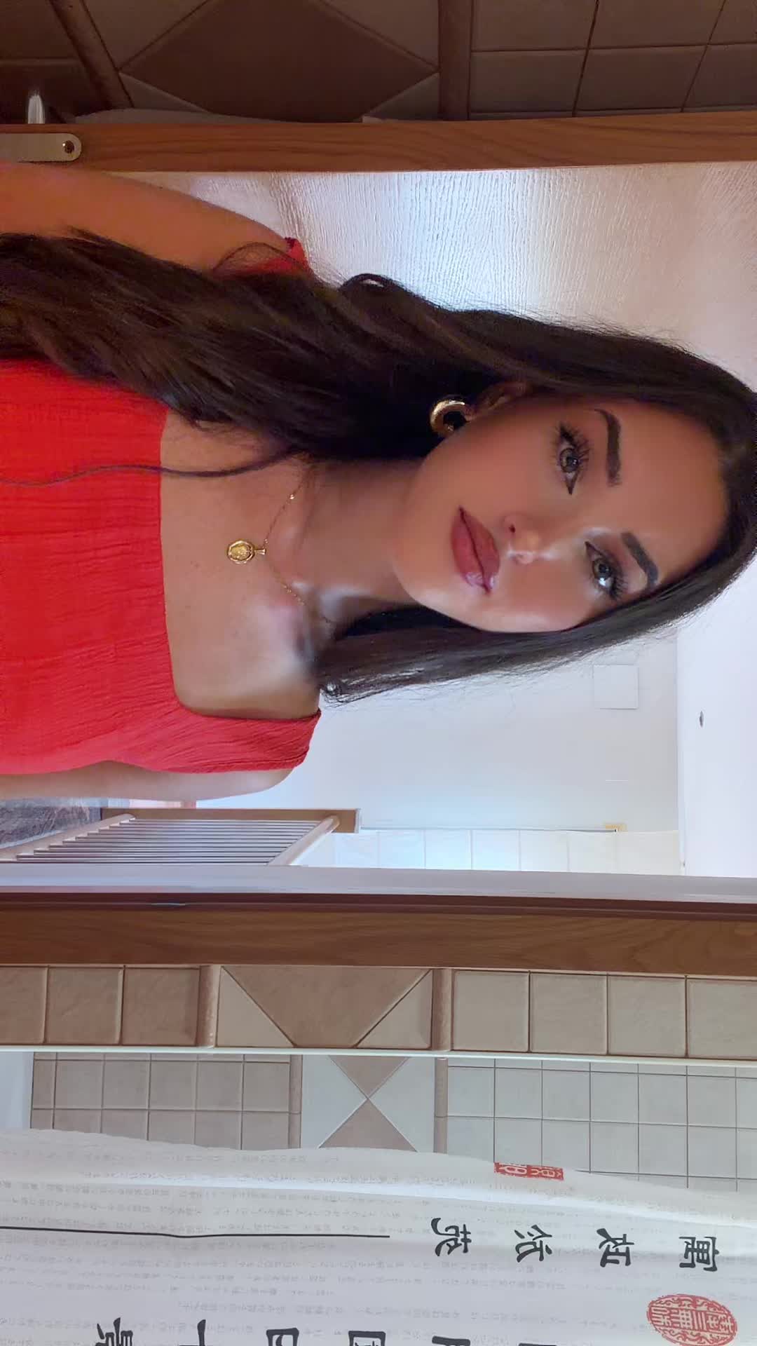 @taniamengual