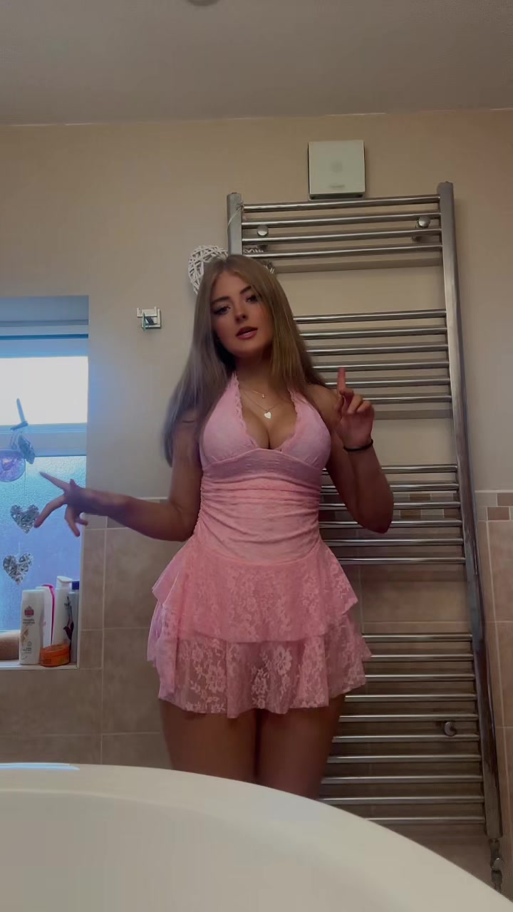 @sienna lee