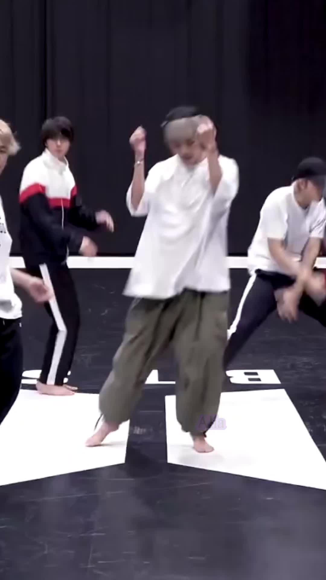 @💜BTS💜Vibe♾️
