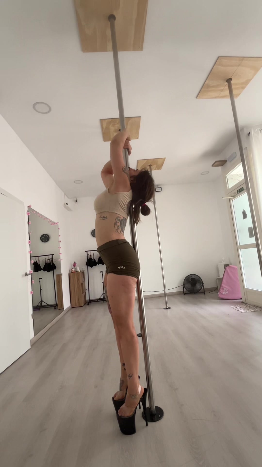 @PoleAngels