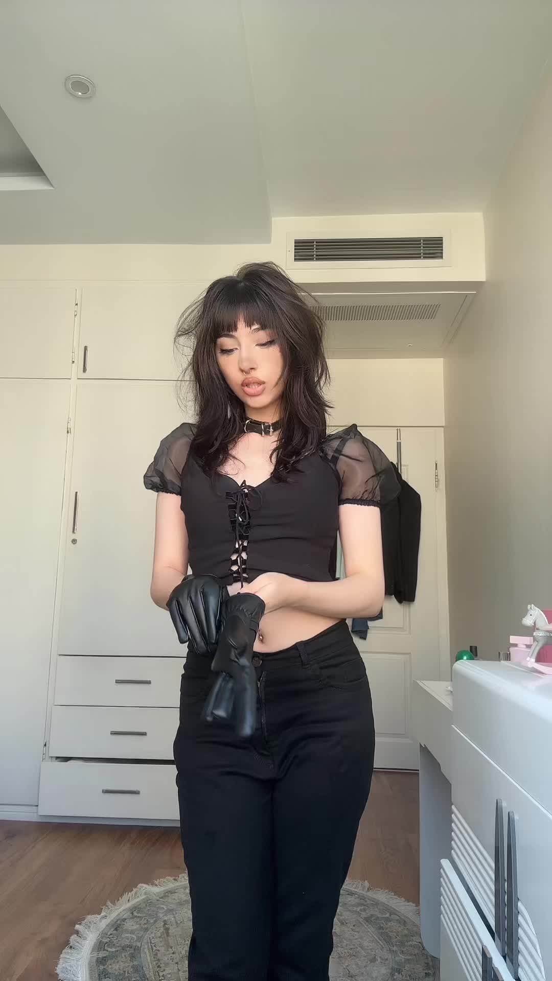 @thegirlnextdoor