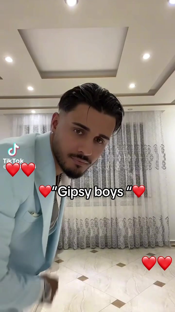 @Gipsy girls