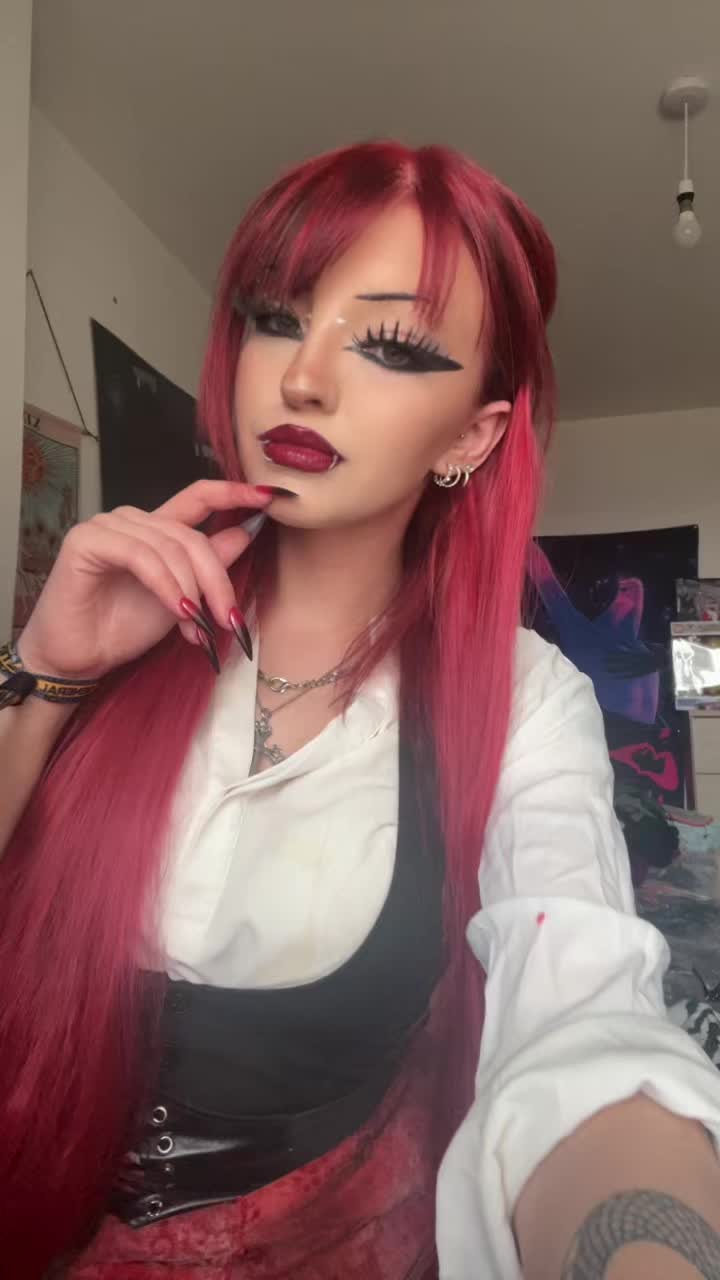 @Ellie_xox
