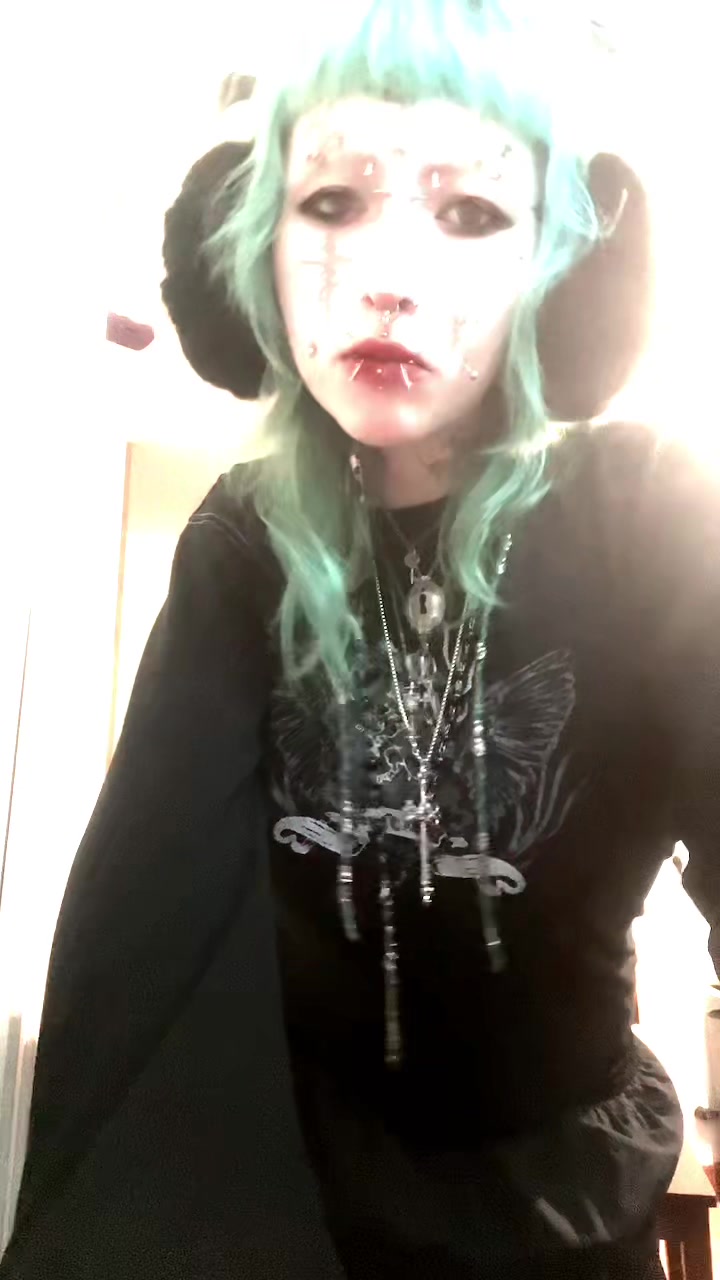 @slutyh