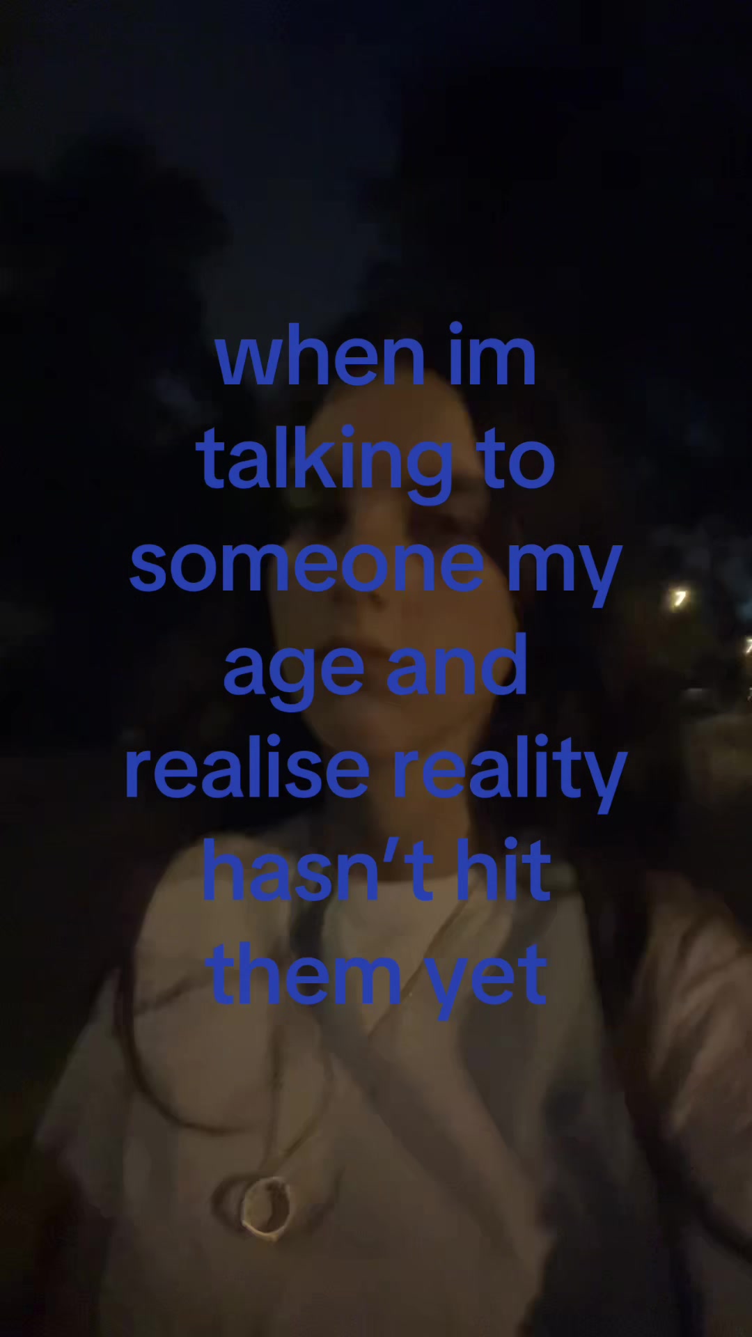 @￴