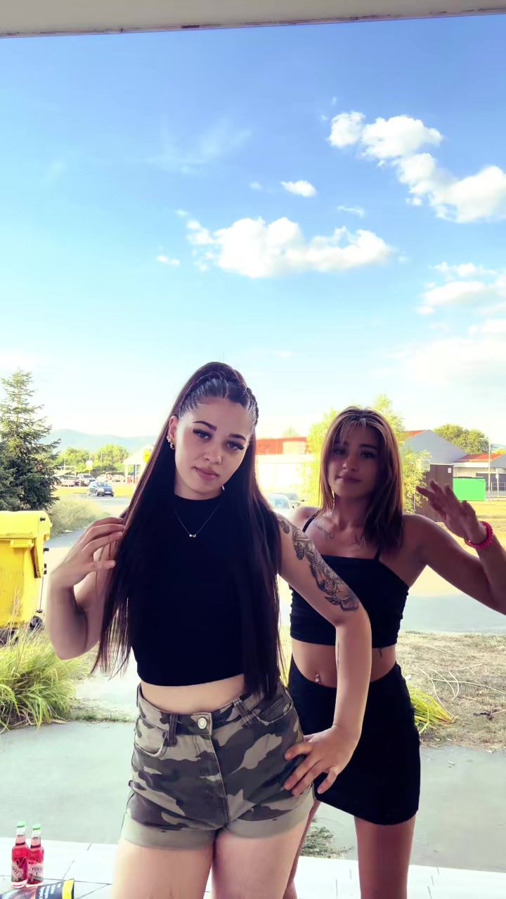 @Kiara