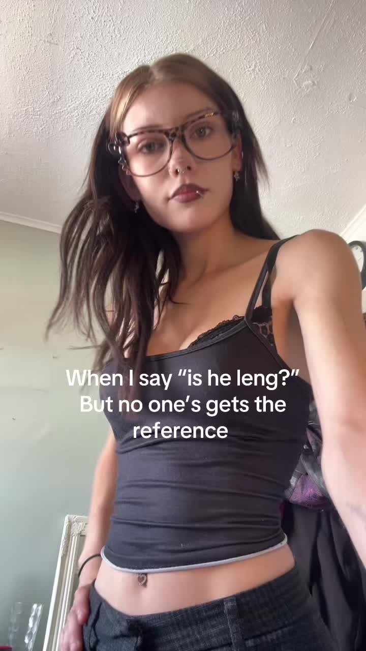 @LJ 🖤🧟&zwj;♀️🥀