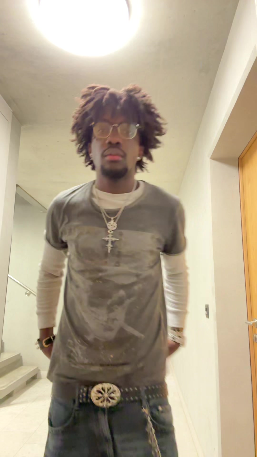 @YvngR4