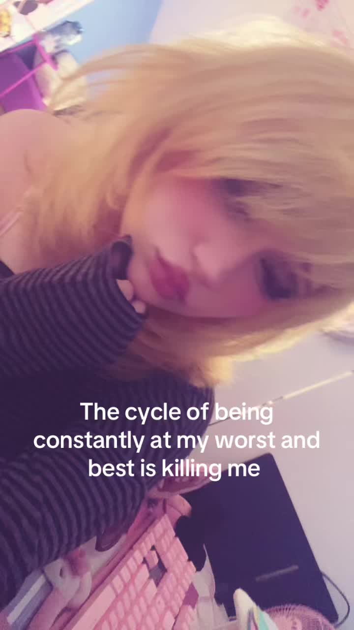@⃟