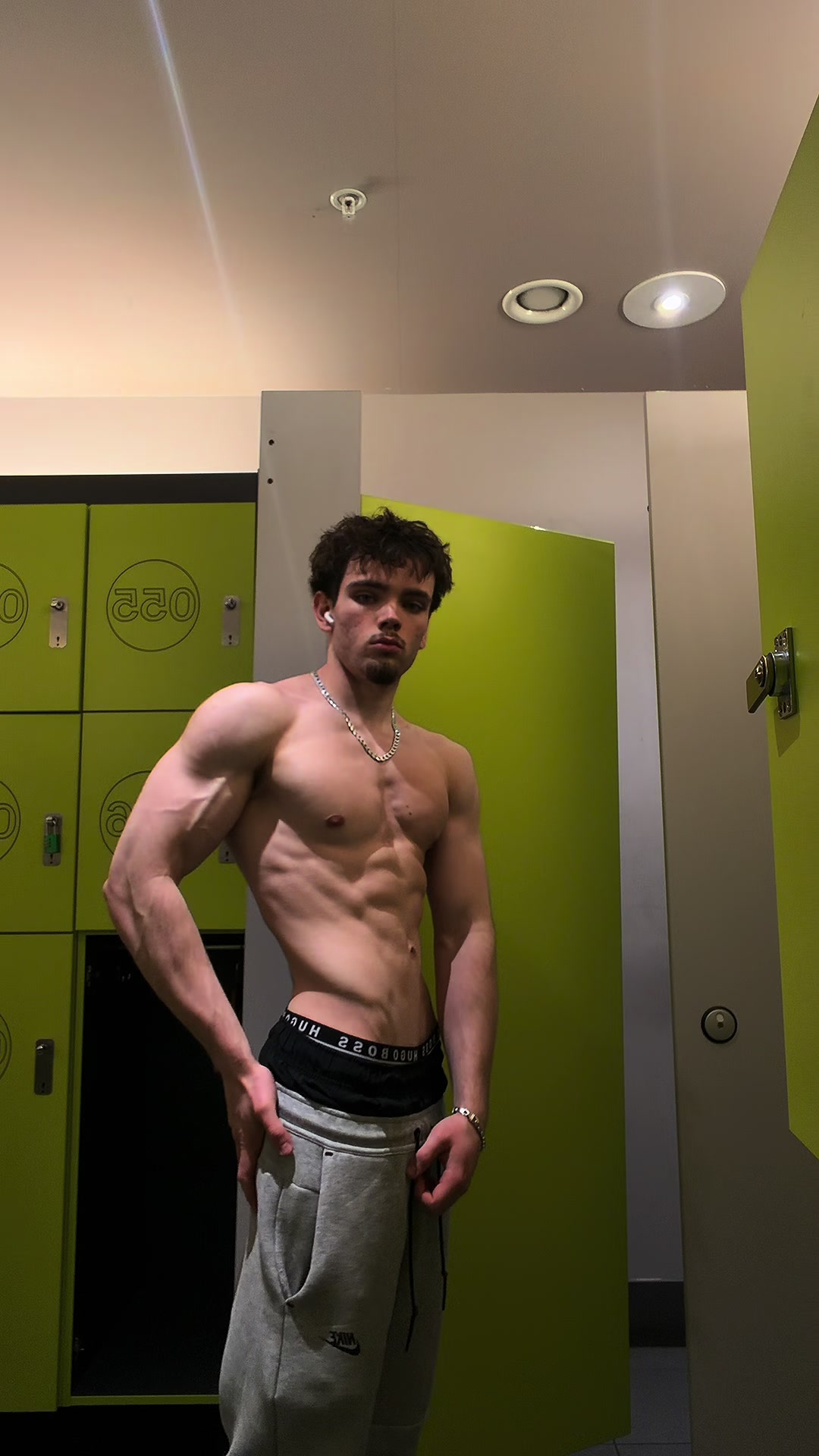 @joshlifts♱