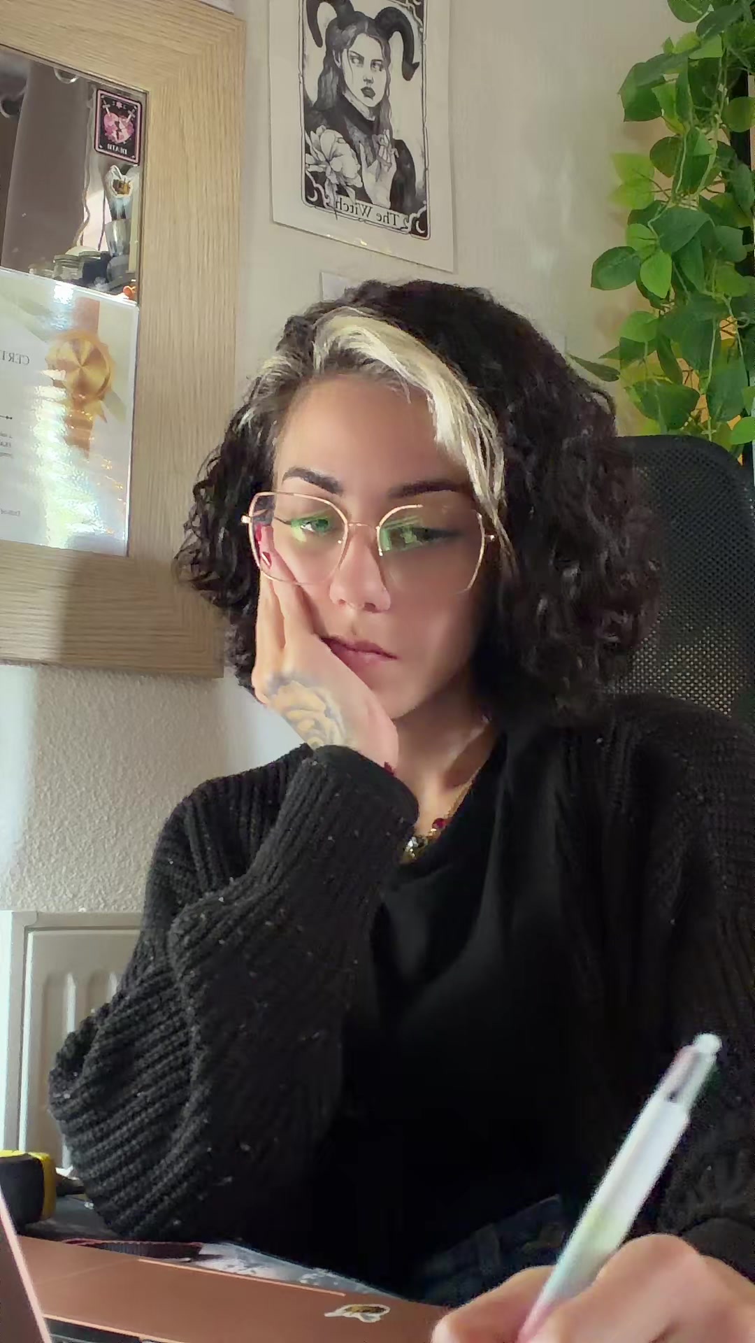@Lolita 🔮🐍✨