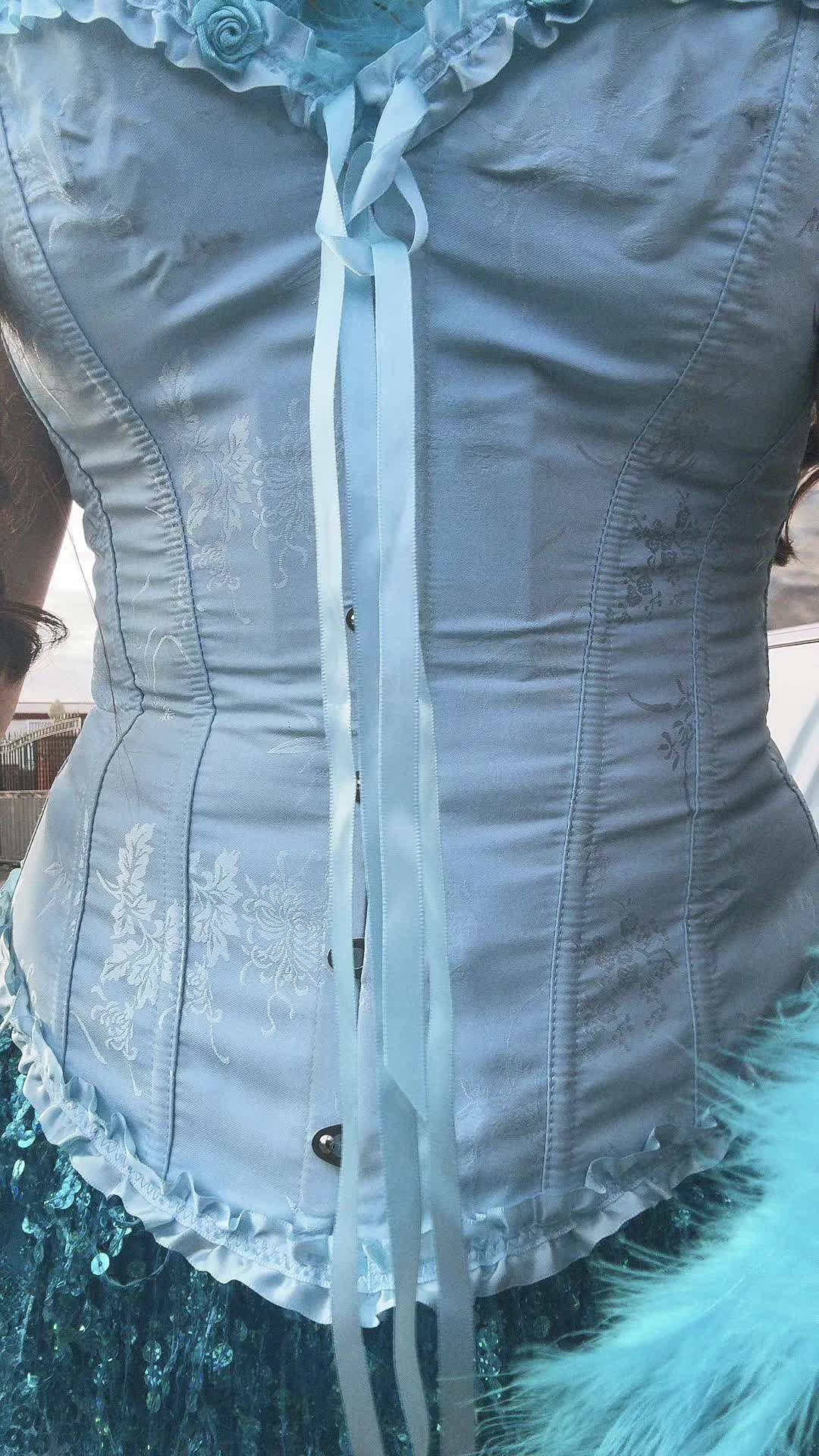 @caroline_dear_155