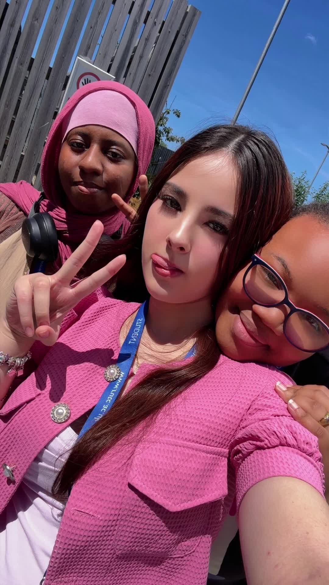 @☁︎🪽