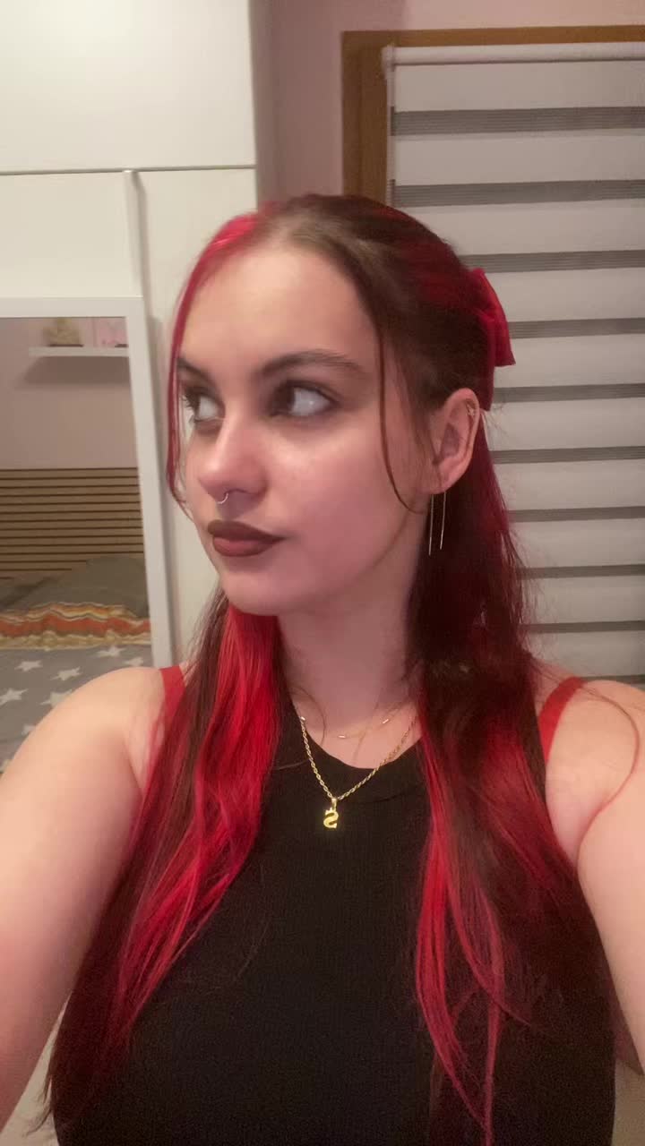 @Ana&iuml;s Rossi