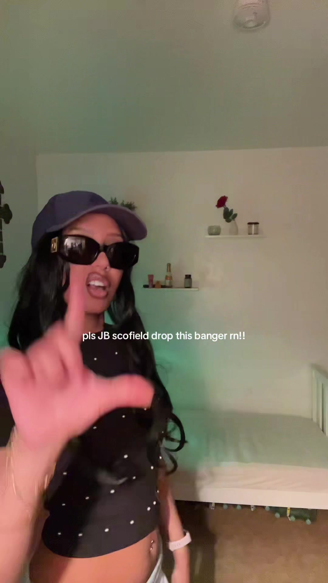 @Lily