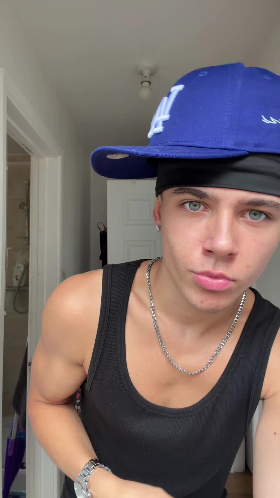 @richyidk