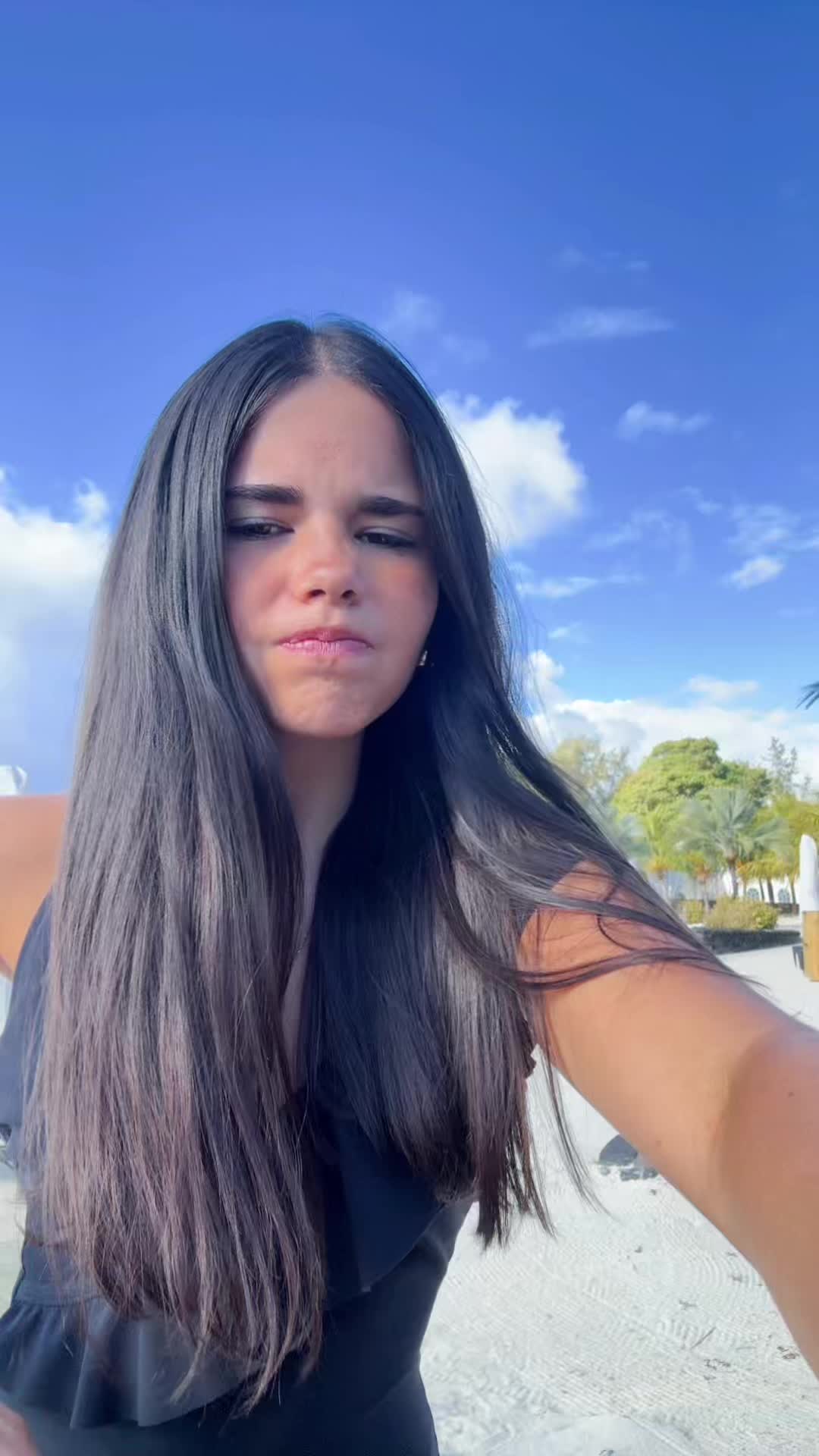 @elenita