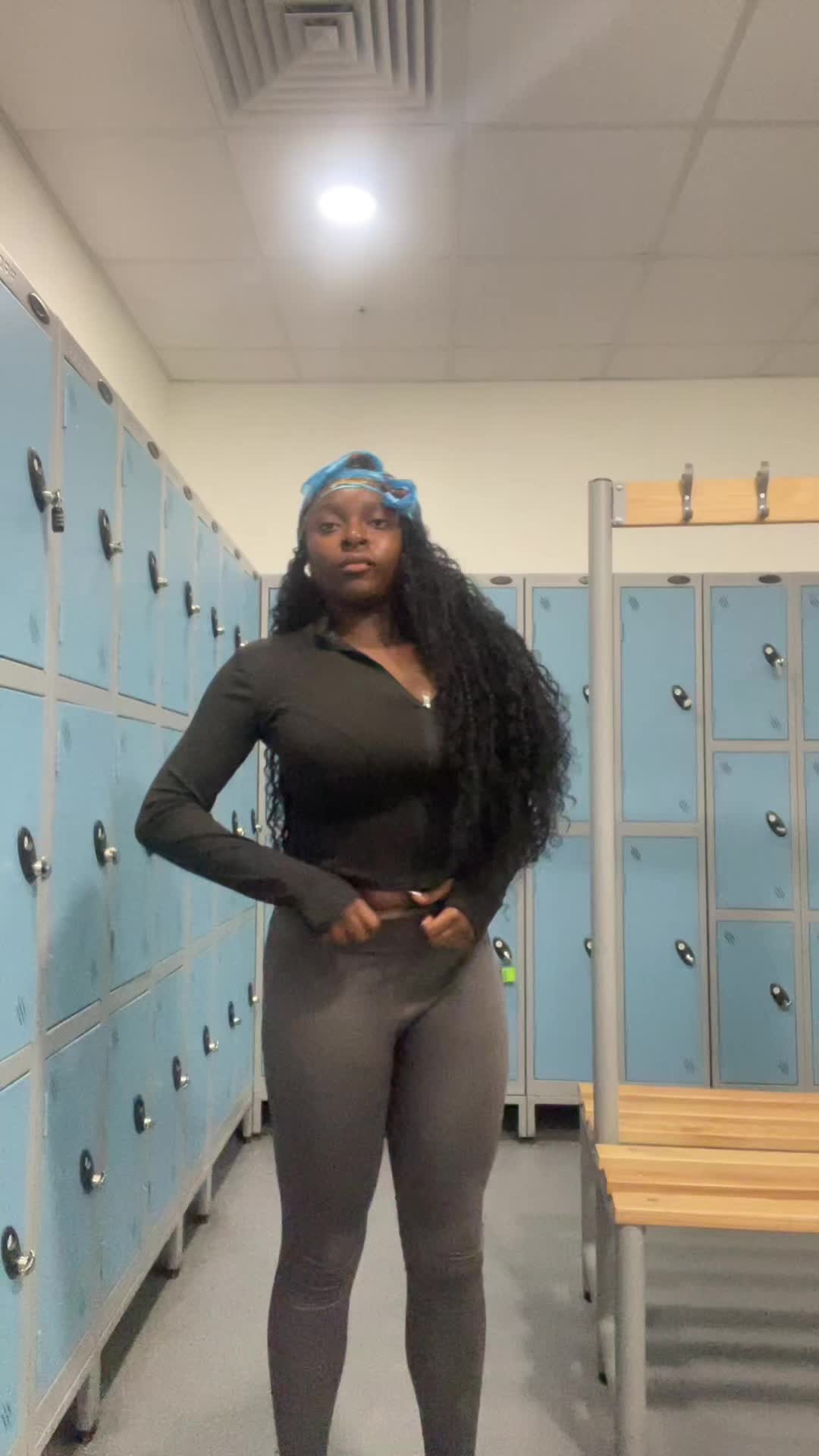 @Omolola🥤