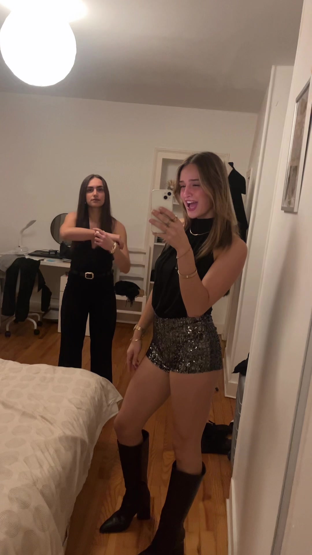 @jeannouu