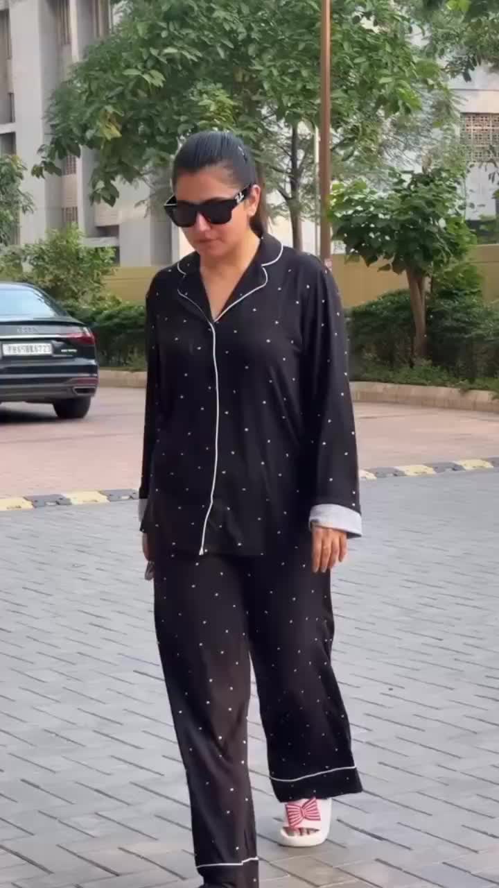 @Meerab🔥