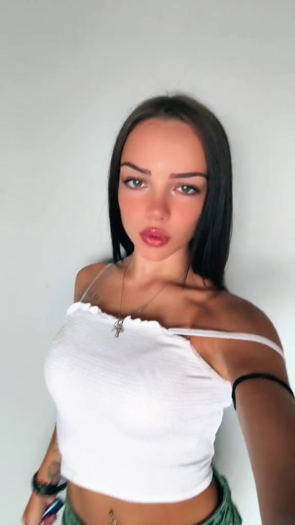 @𝓗𝓻𝓲𝓼𝓽𝓲𝓪𝓷𝓪