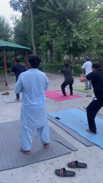 @یوگا کلب چھانگا مانگا