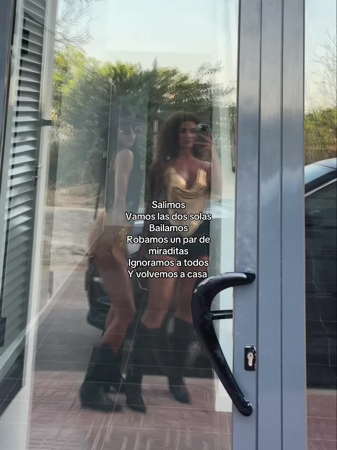 @anacandela