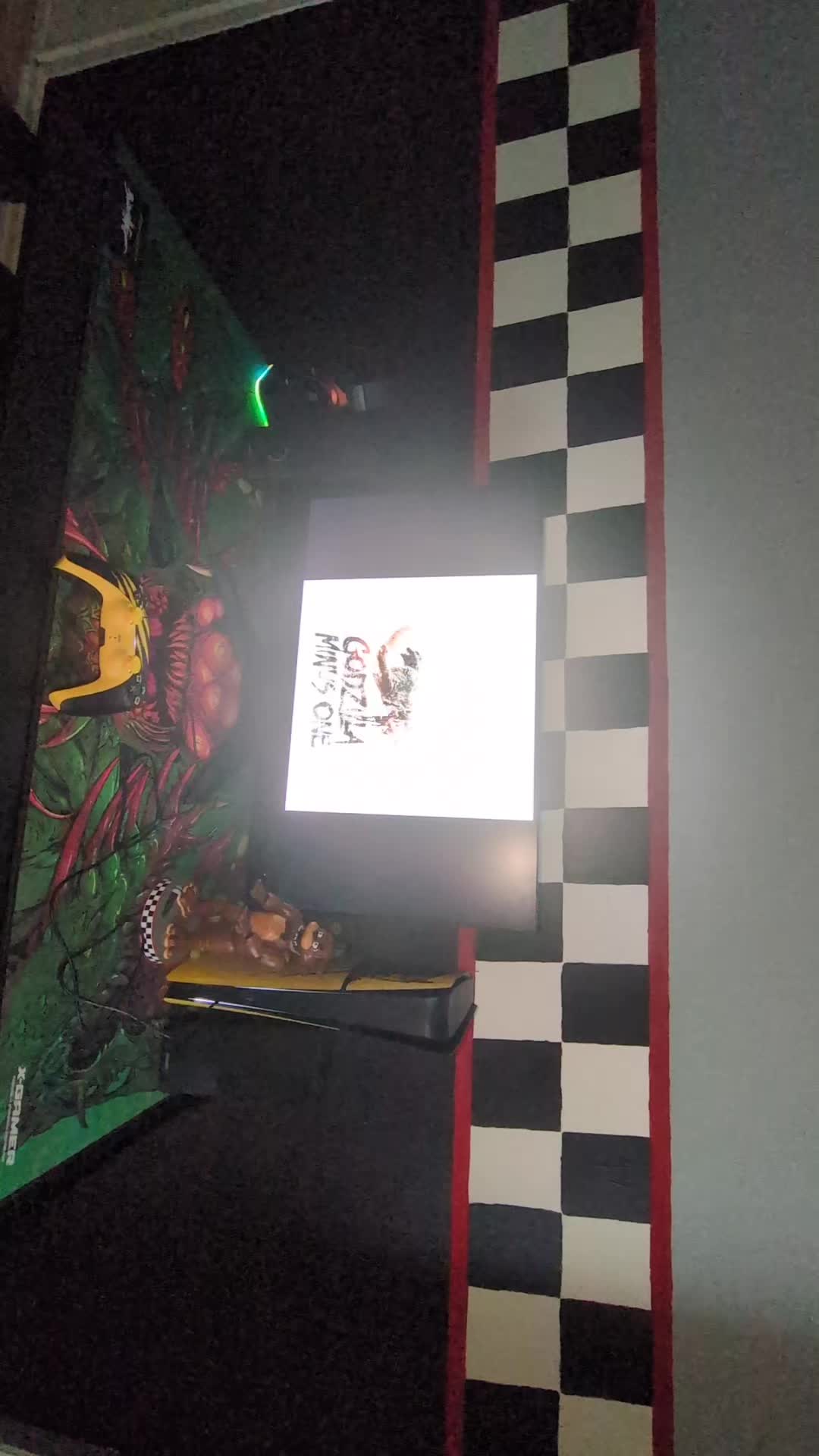 @elias_Freddy_Fazbear