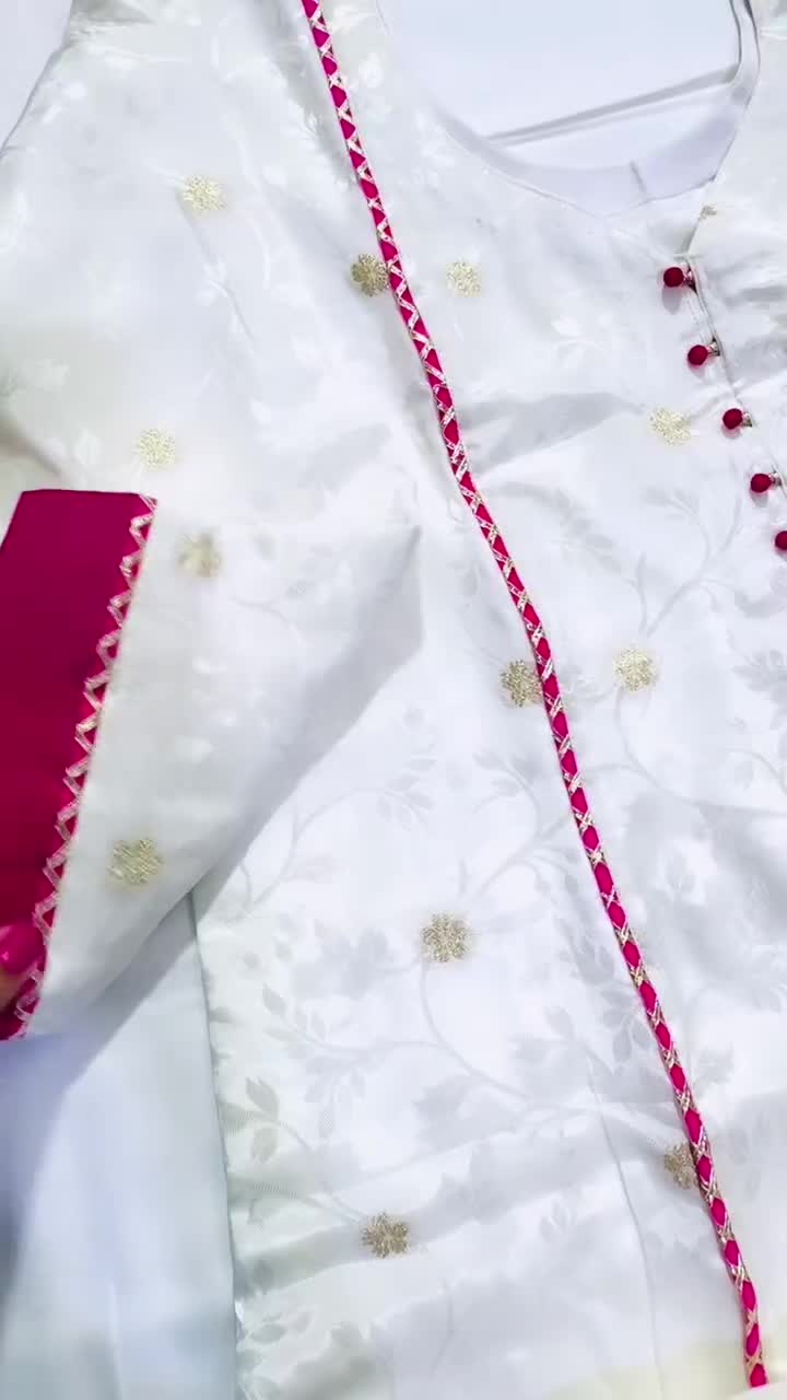 @ਲਿਬਾਸ by ਕੌਰ