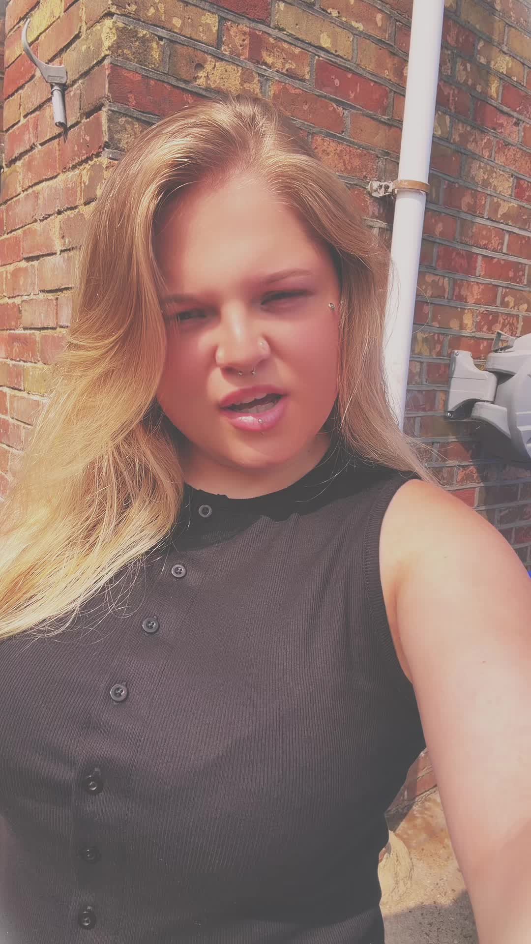 @Abi💋