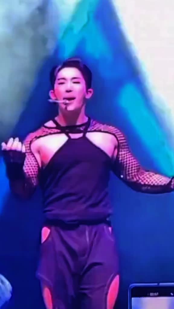 @5SHINee