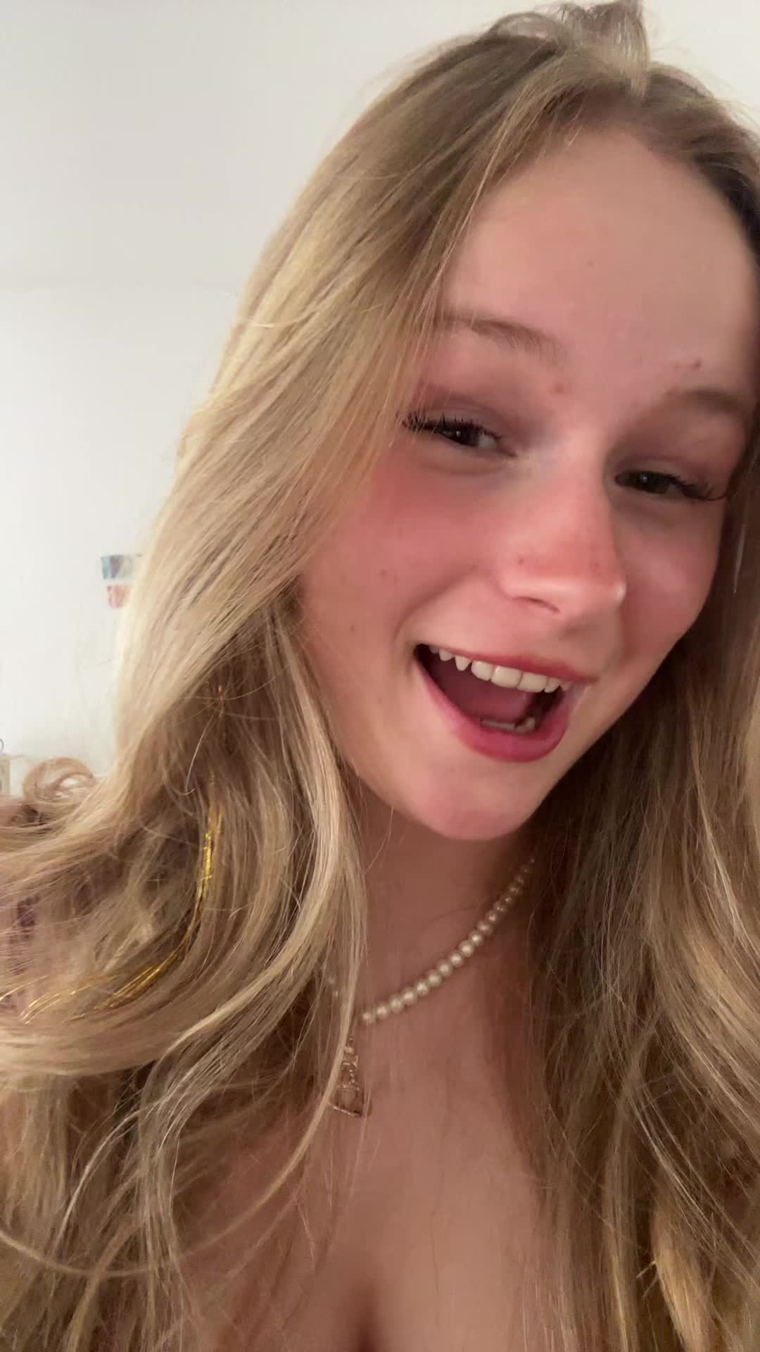 @nicole