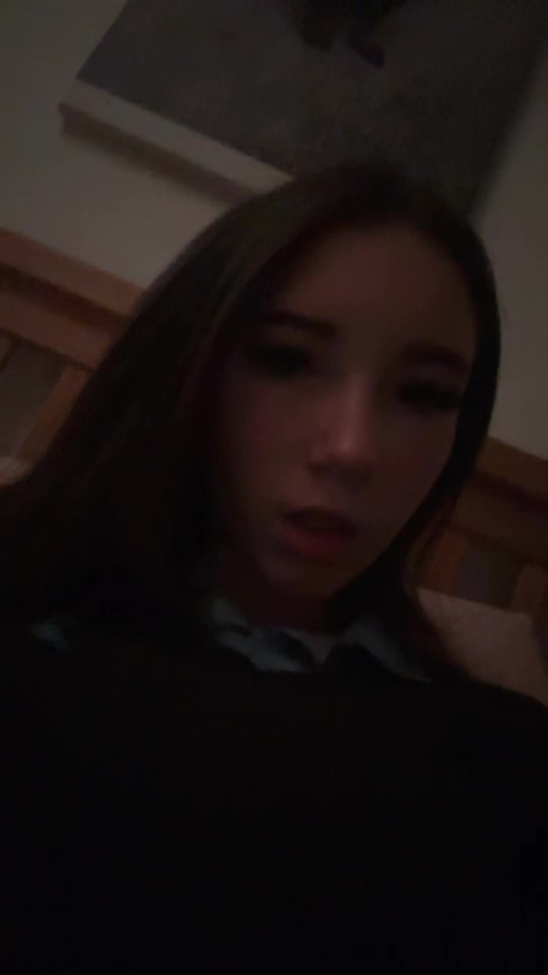 @Chlo