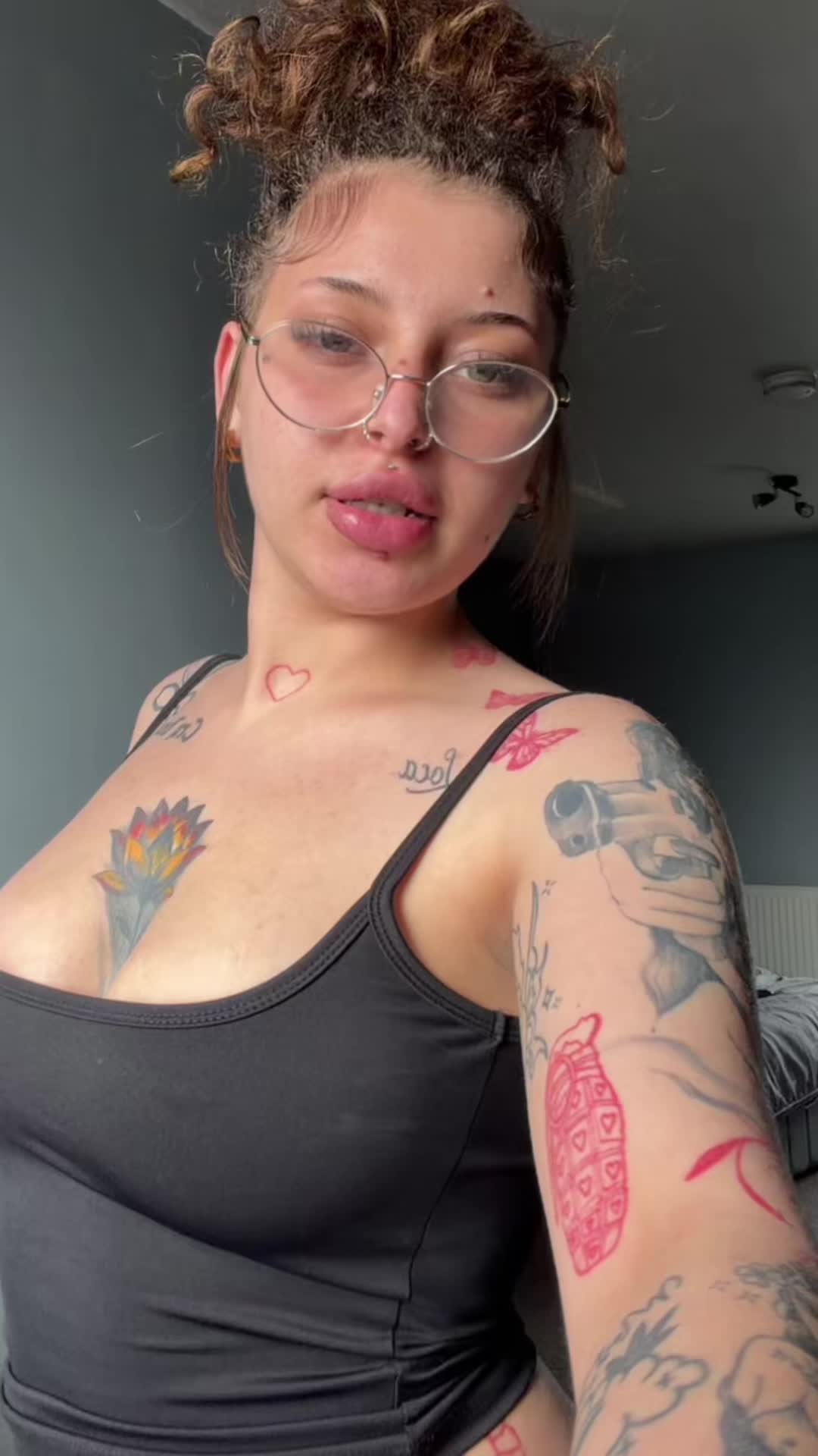 @Saralatns 🇹🇳