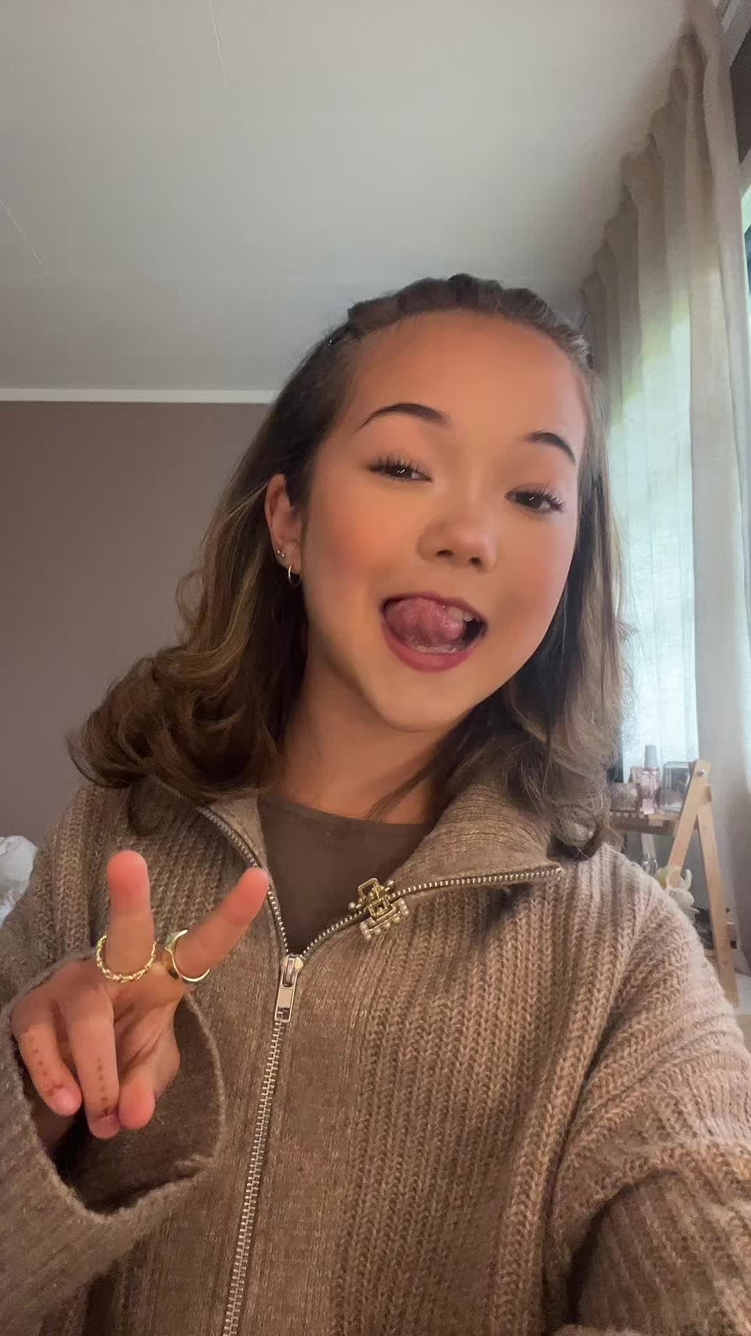 @Naomi🥂🫰🏼