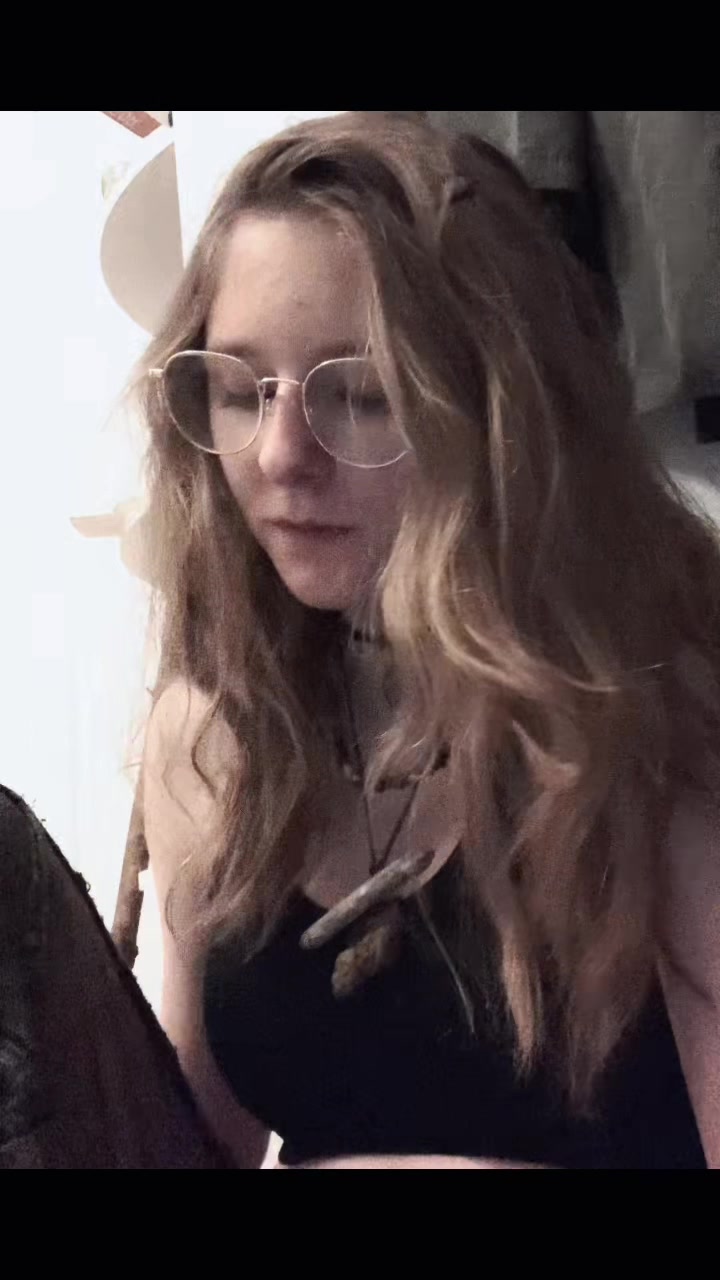 @Fae