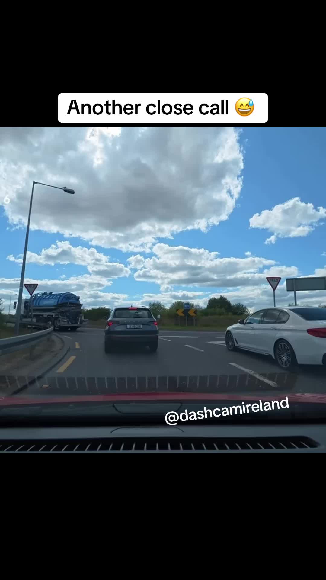@Dash Cam Clips Ireland 🇮🇪