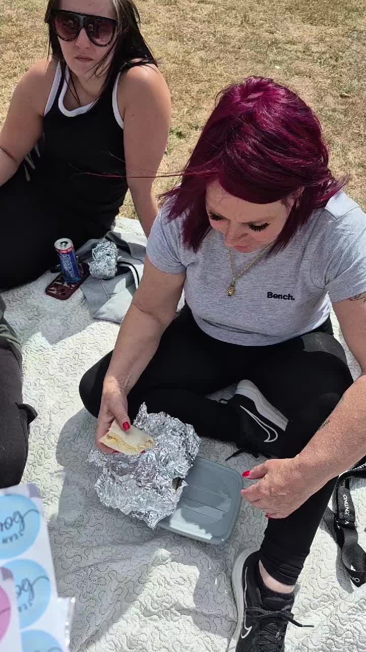 @Nikki-Louise993