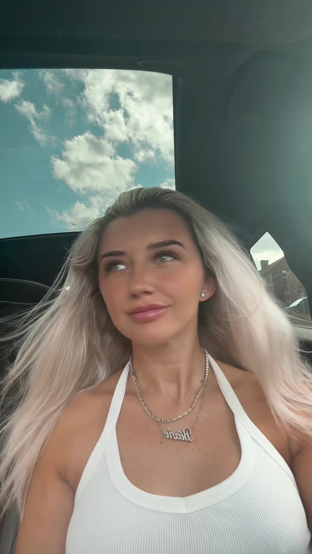@LeighaClarke