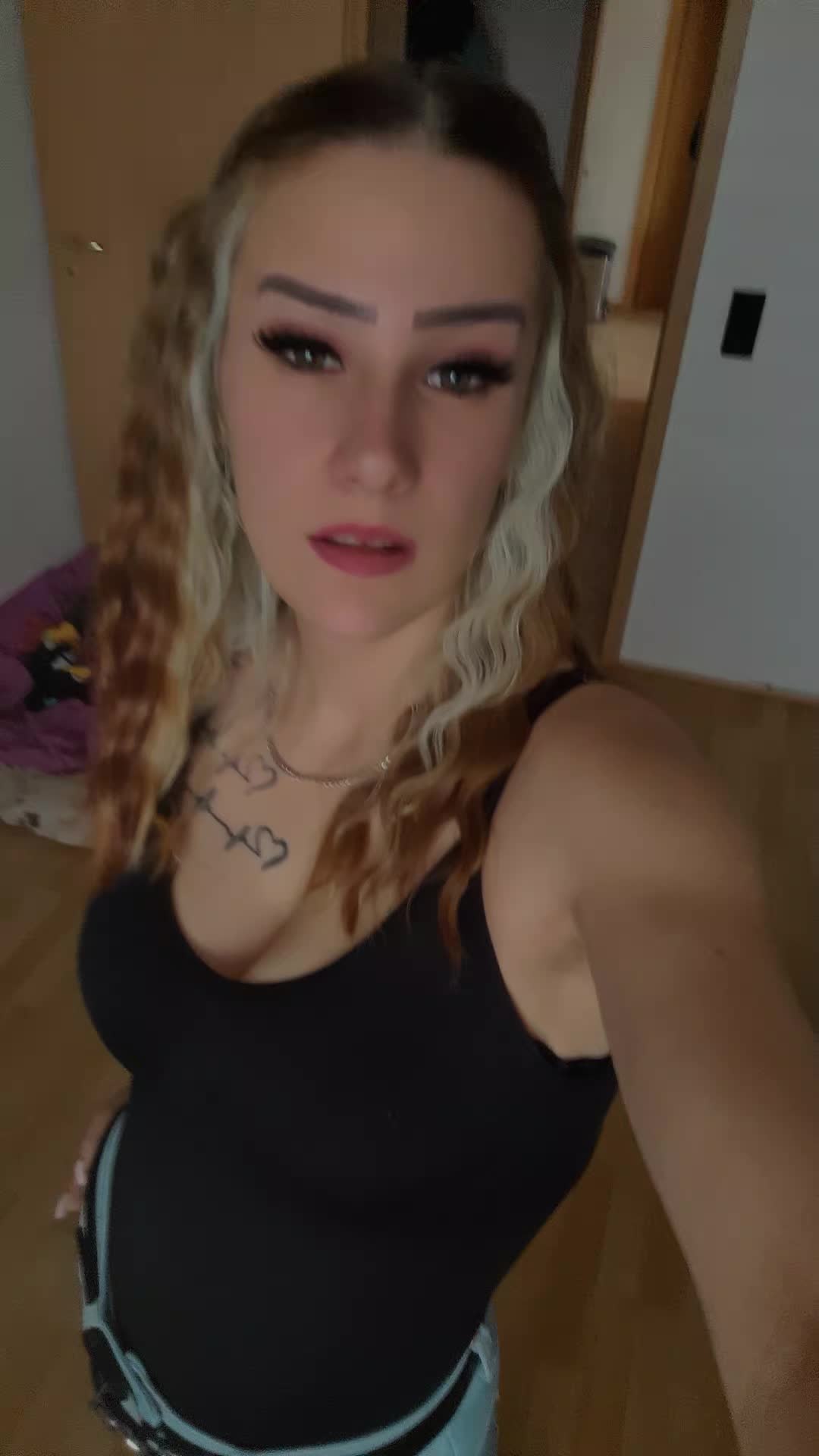 @Kiimii_x3