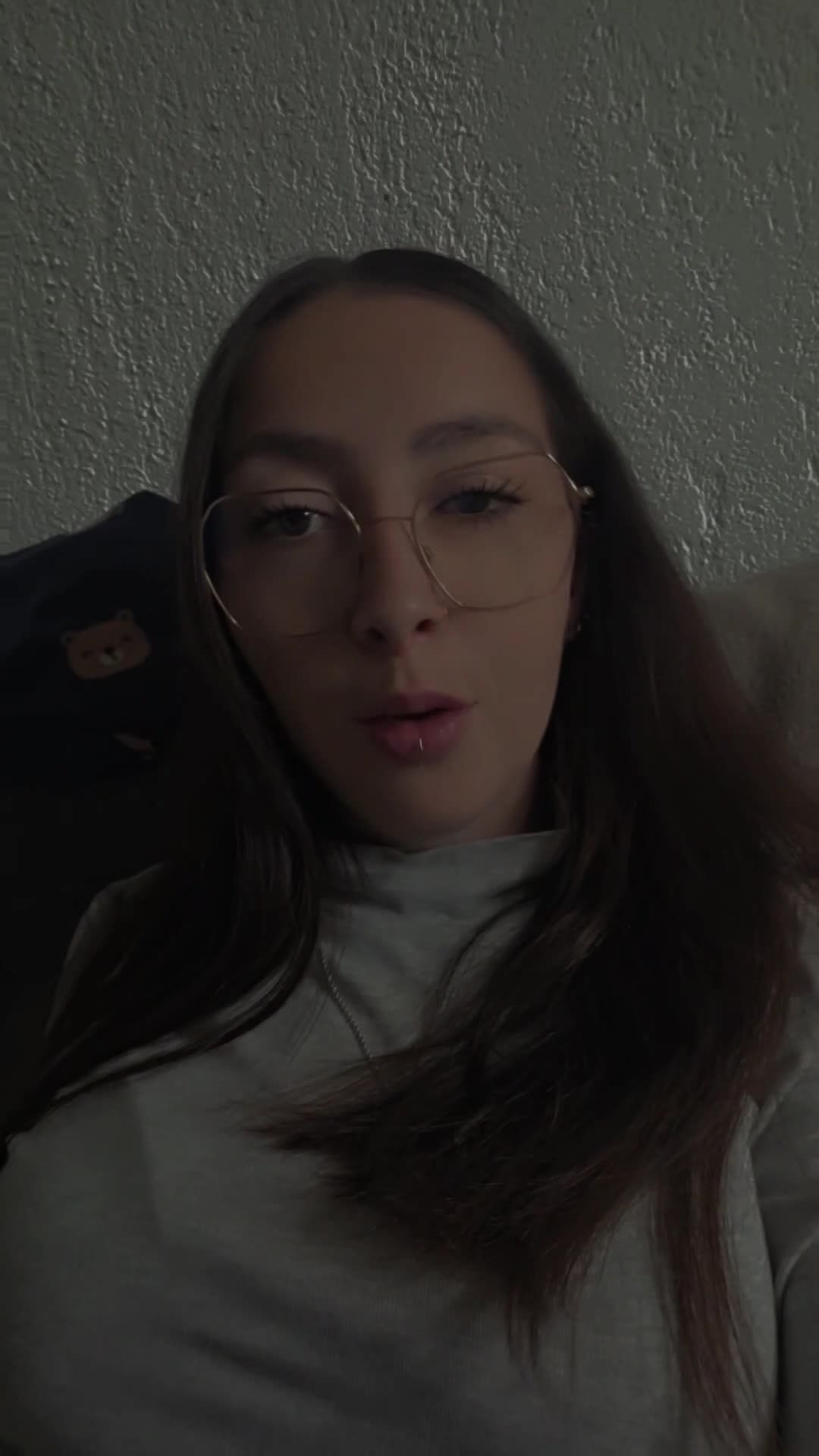 @M&eacute;lanieTiana🦋