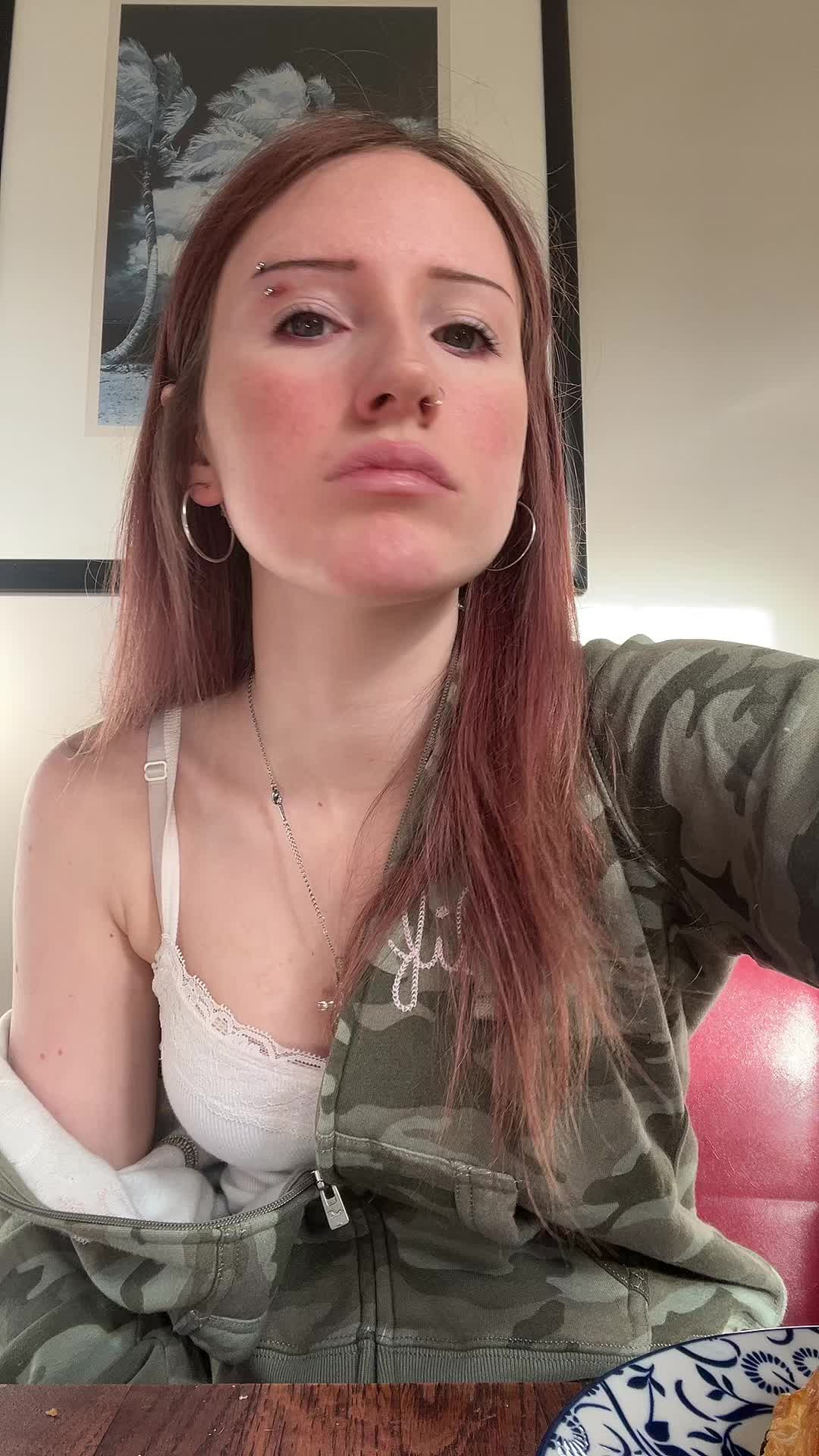 @nuala