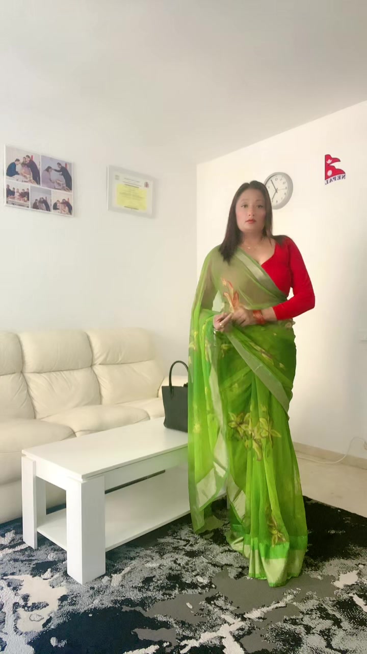 @Sumi ghimire (लक्ष्मी)🇳🇵🇪🇸