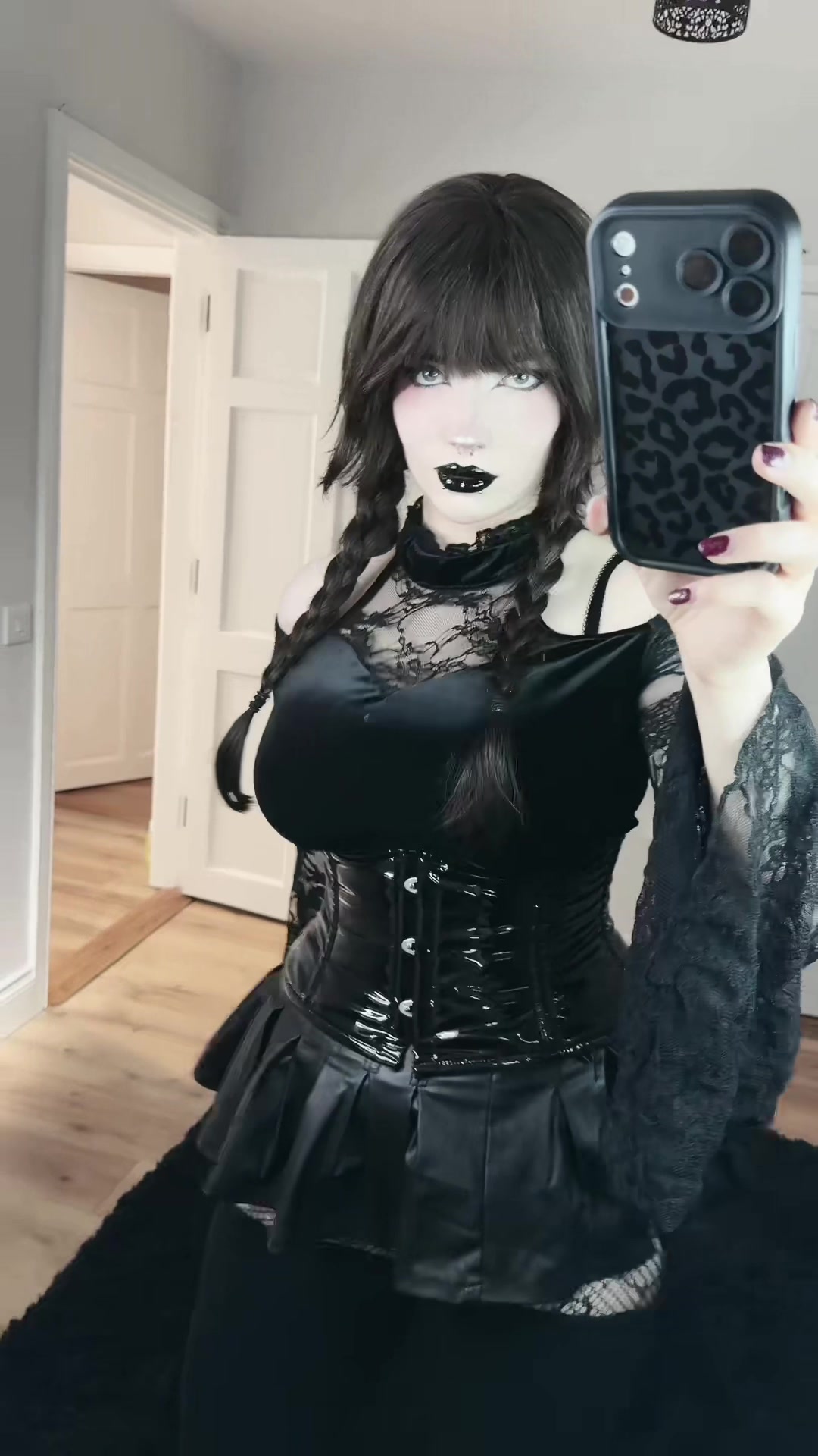 @Cutiegothxo