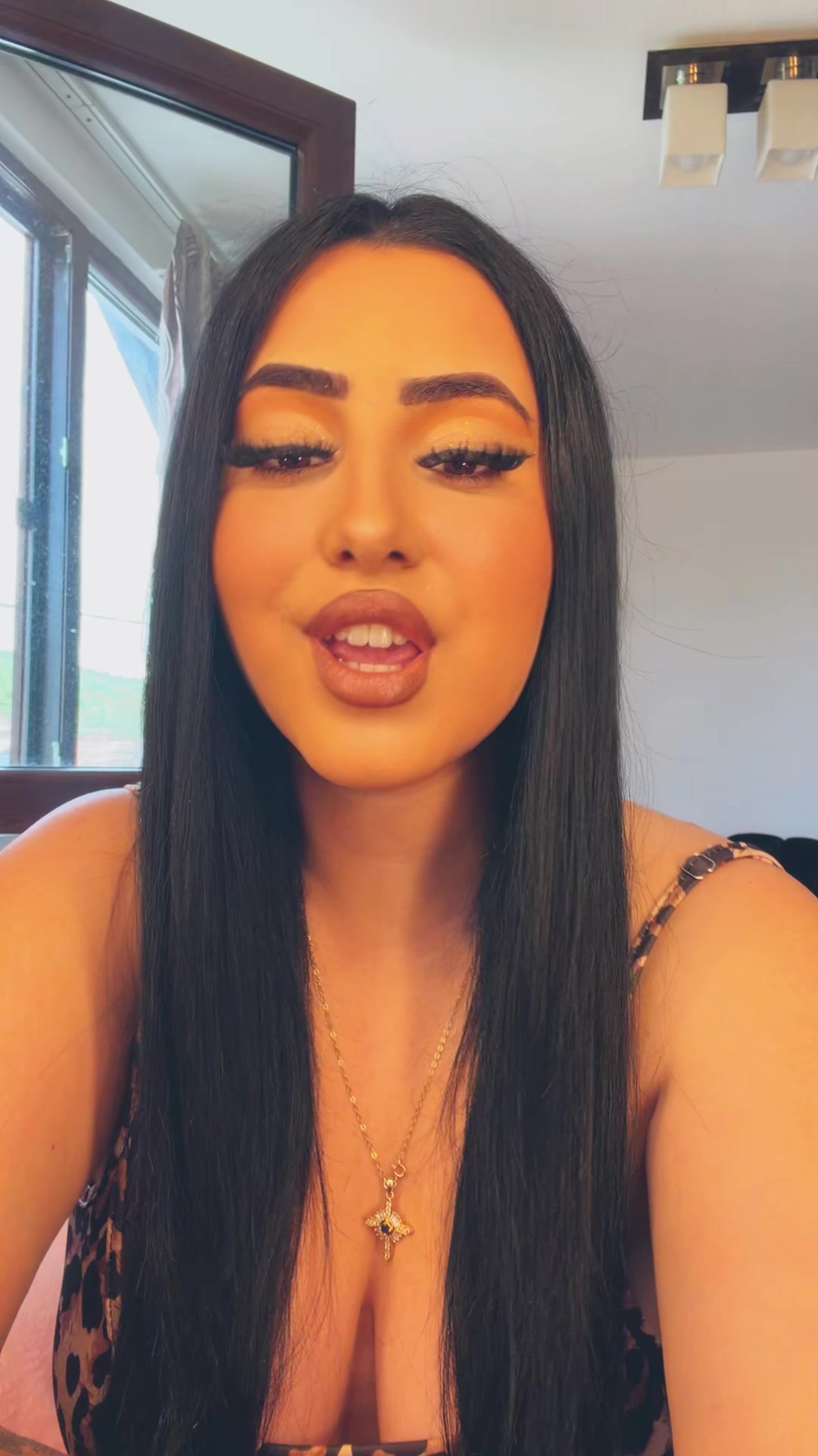 @Corinushh