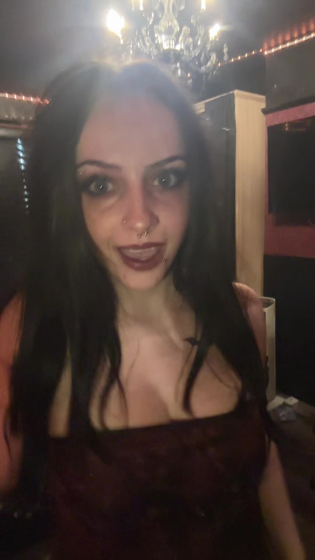 @evieneedcat