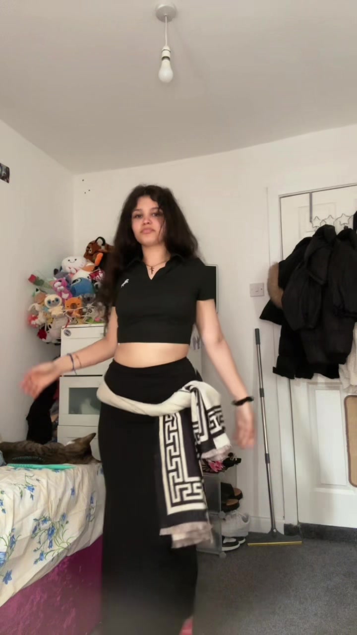 @Creațaa🎀