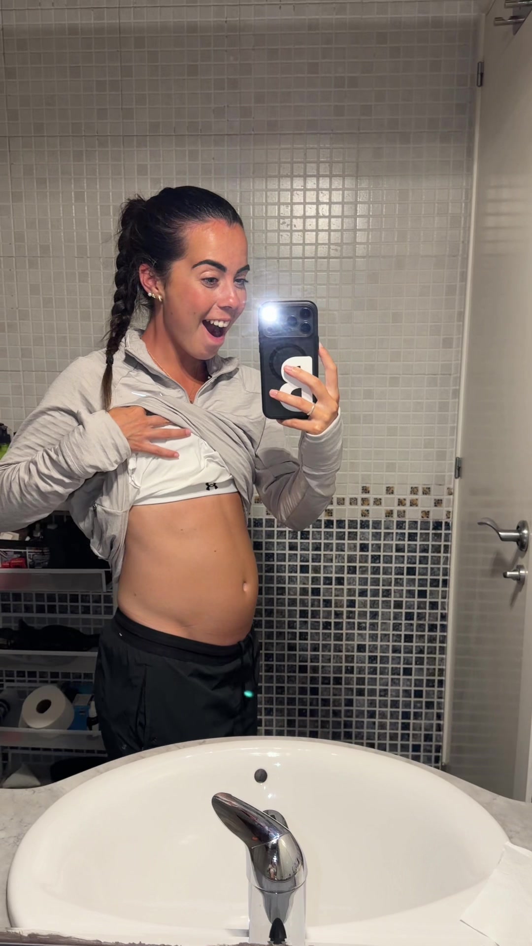 @abriilonaate
