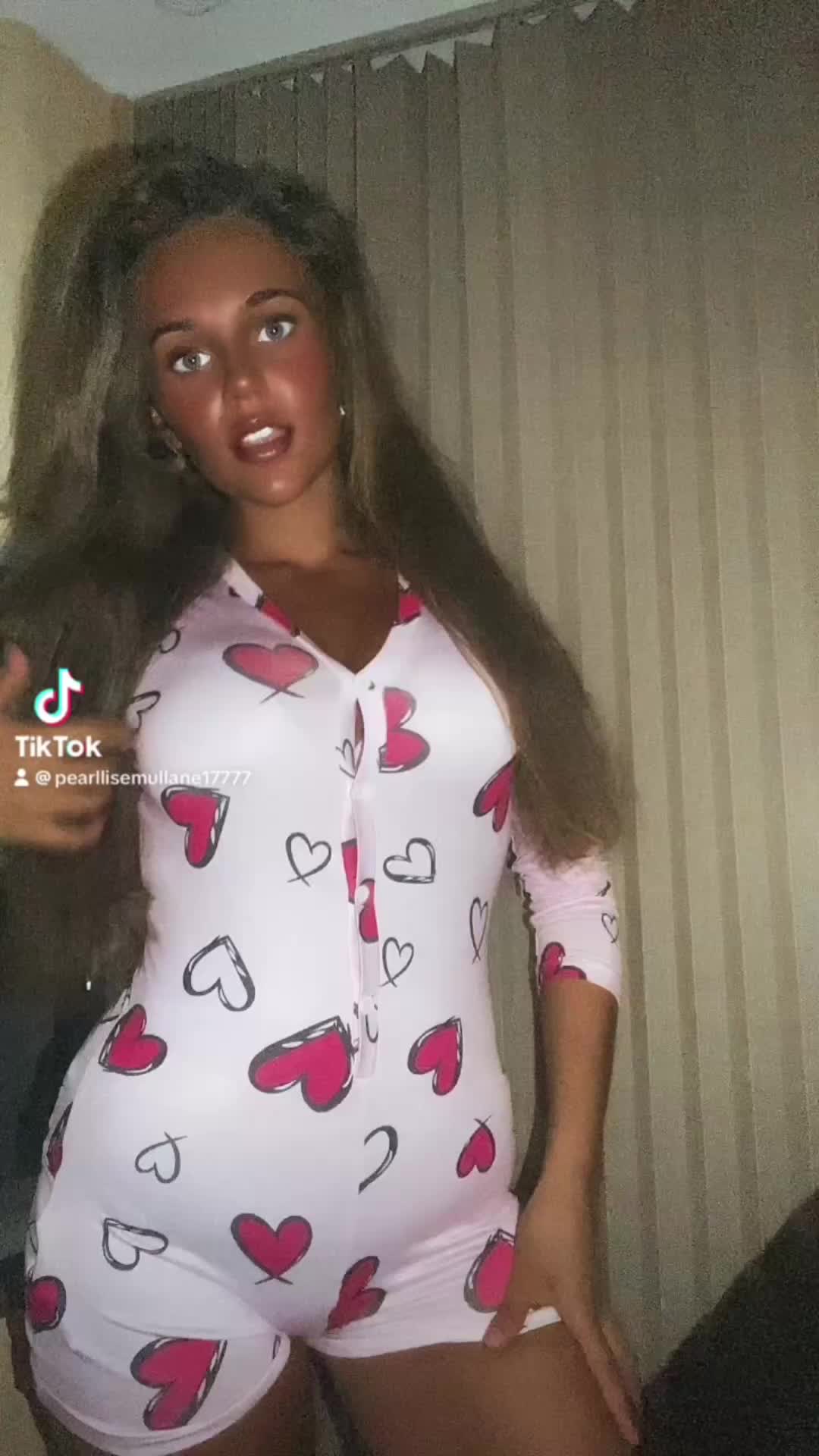 @PearllisexTom