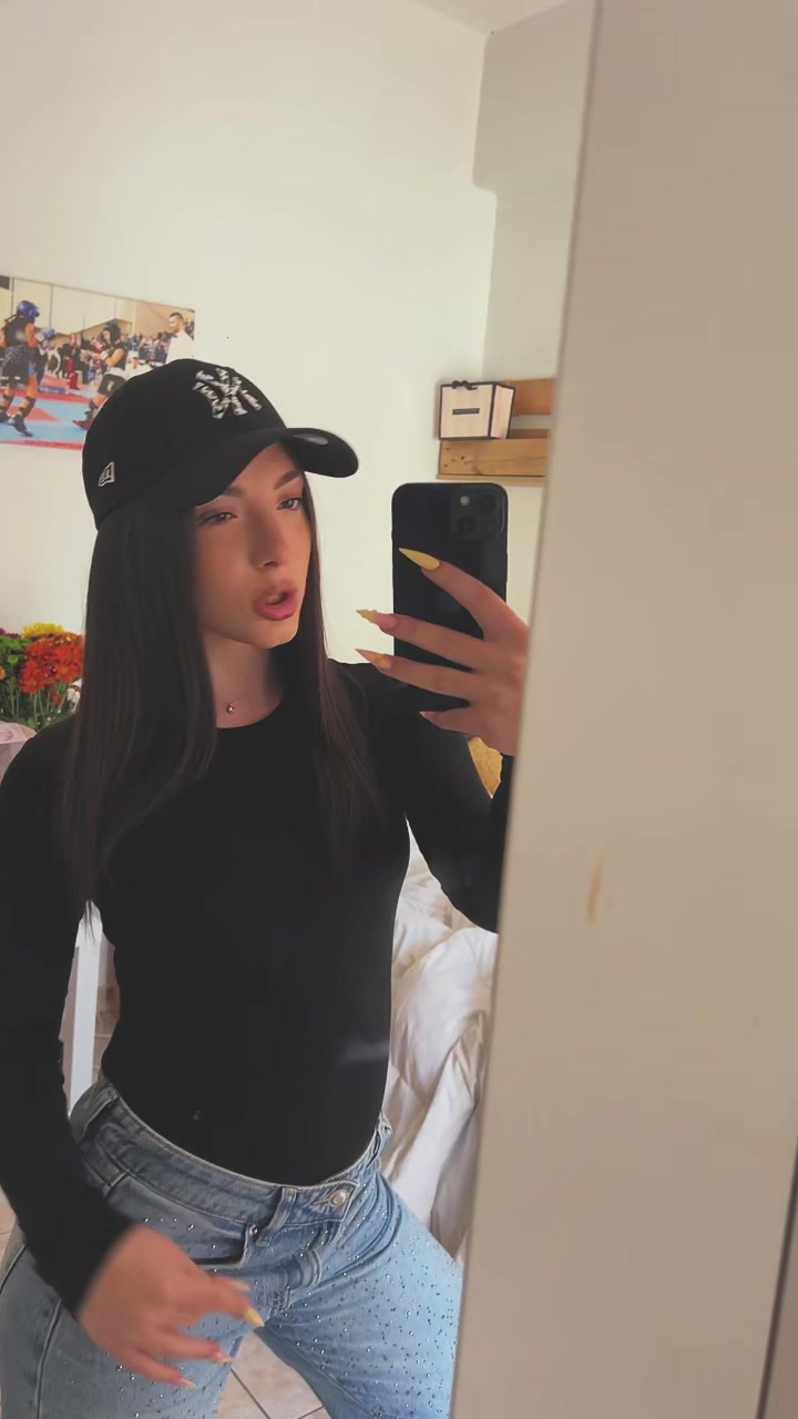 @Christinaa
